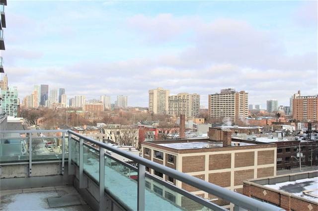 s709 - 112 George St, Condo with 1 bedrooms, 1 bathrooms and 1 parking in Toronto ON | Image 2
