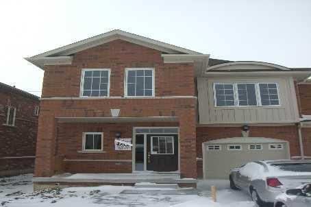 364 Black Dr, House attached with 3 bedrooms, 3 bathrooms and 2 parking in Milton ON | Image 1