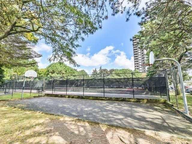 909 - 1535 Lakeshore Rd, Condo with 3 bedrooms, 2 bathrooms and 2 parking in Mississauga ON | Image 14