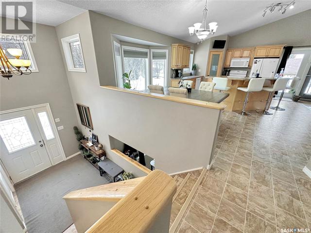 205 Taylor Avenue, House detached with 4 bedrooms, 2 bathrooms and null parking in Springside SK | Image 5