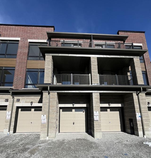 450 Salem Rd S, Townhouse with 2 bedrooms, 4 bathrooms and 2 parking in Ajax ON | Image 5