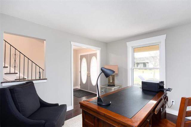 2124 Agincourt Crescent, House detached with 4 bedrooms, 2 bathrooms and 4 parking in Burlington ON | Image 19