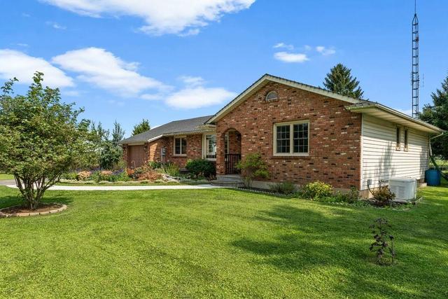 914 Robinson Road, House detached with 4 bedrooms, 1 bathrooms and 8 parking in Haldimand County ON | Image 3