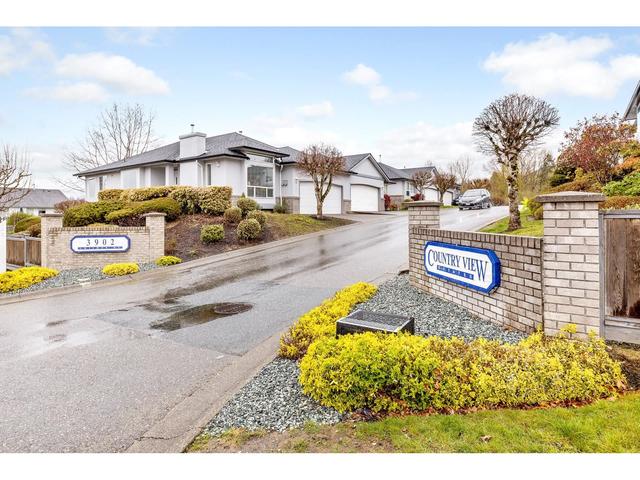 23 - 3902 Latimer Street, House attached with 3 bedrooms, 3 bathrooms and 4 parking in Abbotsford BC | Image 2