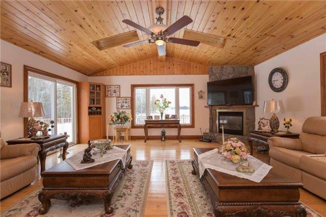 15 Courtney Lane E, House detached with 4 bedrooms, 3 bathrooms and 6 parking in Kawartha Lakes ON | Image 11