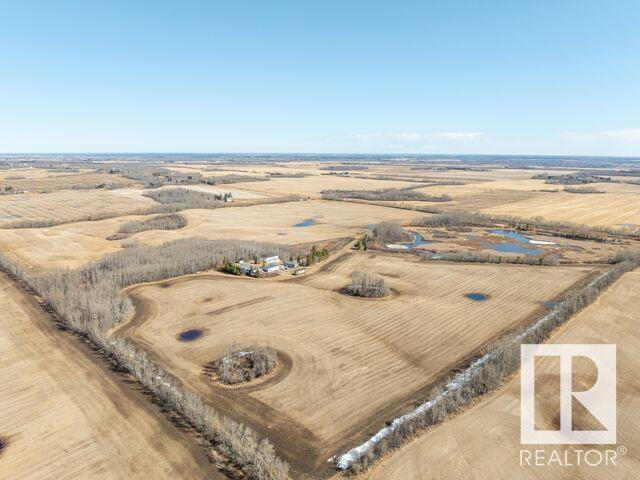 56308 Rge Rd 240, House detached with 3 bedrooms, 2 bathrooms and null parking in Bon Accord AB | Image 13