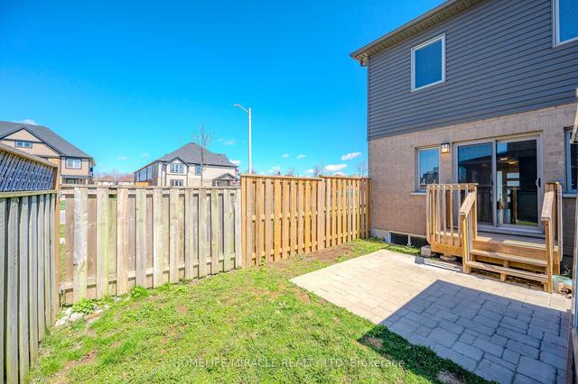 97 Nieson St, House attached with 3 bedrooms, 4 bathrooms and 3 parking in Cambridge ON | Image 29