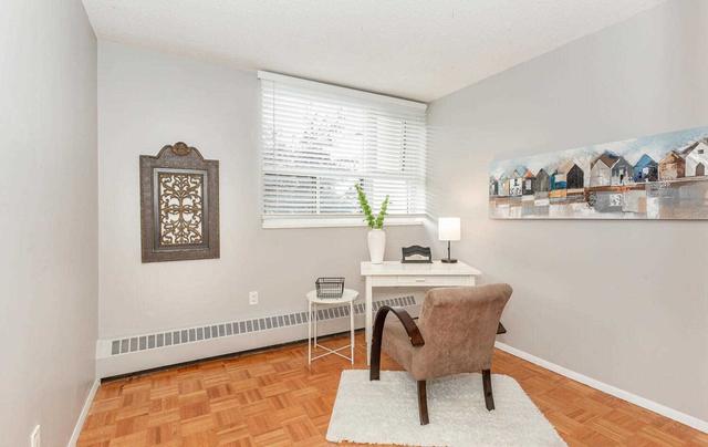 417 - 40 Sunrise Ave, Condo with 3 bedrooms, 1 bathrooms and 1 parking in Toronto ON | Image 7