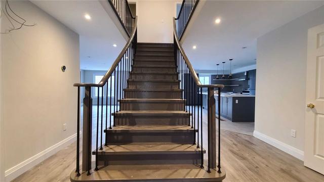 3864 Seebring Cres, House detached with 4 bedrooms, 4 bathrooms and 4 parking in Mississauga ON | Image 15