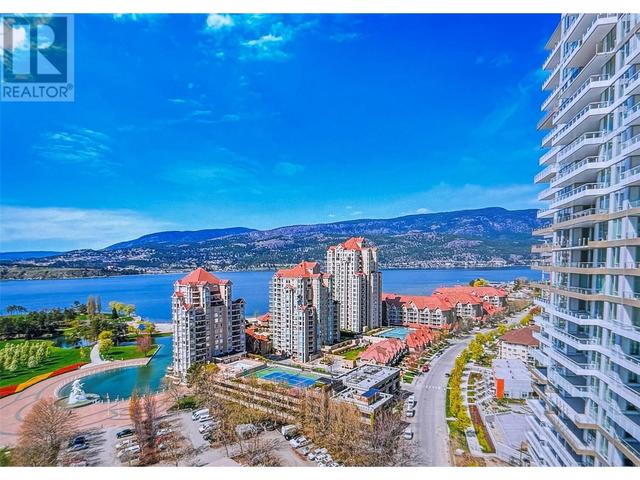 334 - 1088 Sunset Drive, Condo with 3 bedrooms, 2 bathrooms and 2 parking in Kelowna BC | Image 1