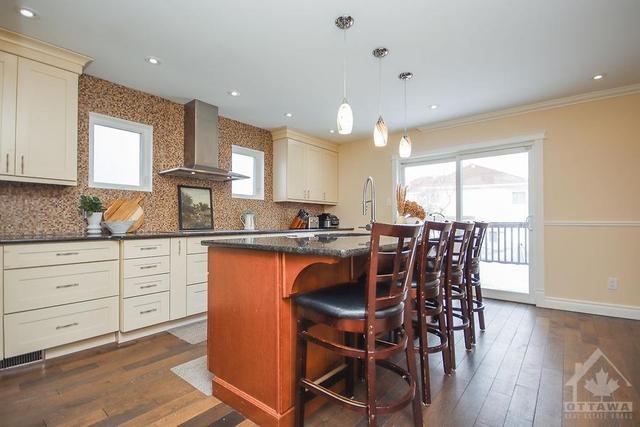 19 Huntersfield Drive, House detached with 5 bedrooms, 4 bathrooms and 6 parking in Ottawa ON | Image 10