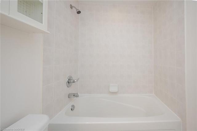 731 - 600 Fleet St, Condo with 0 bedrooms, 1 bathrooms and 1 parking in Toronto ON | Image 5