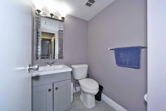 813 - 25 Four Winds Dr, Condo with 3 bedrooms, 2 bathrooms and 1 parking in Toronto ON | Image 22