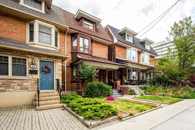 554 Christie St, House semidetached with 5 bedrooms, 2 bathrooms and 0 parking in Toronto ON | Image 12