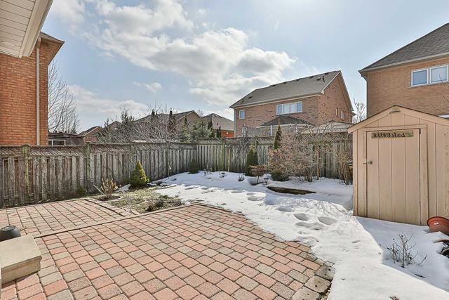 268 Austin Paul Dr, House detached with 4 bedrooms, 4 bathrooms and 6 parking in Newmarket ON | Image 18