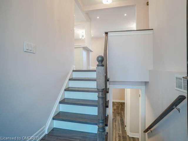 2467 Islington Avenue, House detached with 6 bedrooms, 2 bathrooms and 16 parking in Toronto ON | Image 7