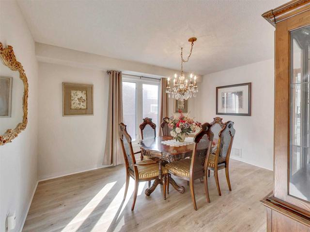 46 Brandy Cres, House detached with 4 bedrooms, 4 bathrooms and 5 parking in Vaughan ON | Image 5