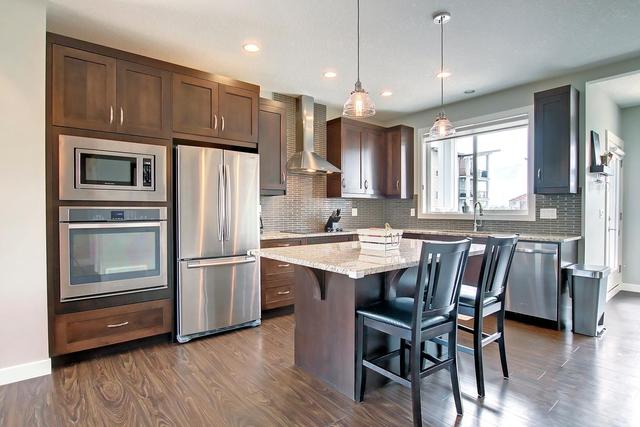 129 Walgrove Cove Se, Home with 3 bedrooms, 2 bathrooms and 2 parking in Calgary AB | Image 13