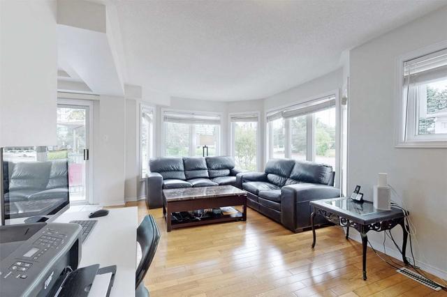 70 - 18 Clark Ave W, Townhouse with 2 bedrooms, 3 bathrooms and 1 parking in Vaughan ON | Image 3