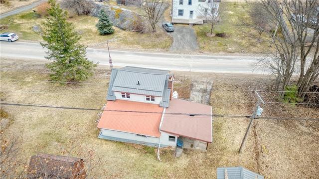 333 Burridge Road, House detached with 2 bedrooms, 1 bathrooms and 5 parking in South Frontenac ON | Image 37