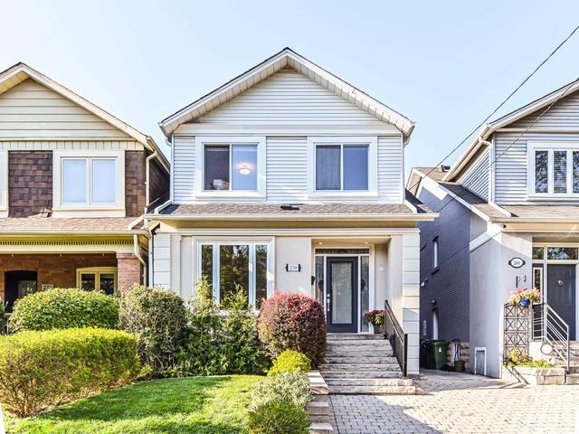 270 Briar Hill Ave, House detached with 3 bedrooms, 3 bathrooms and 1 parking in Toronto ON | Image 1