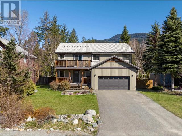 1479 Hemlock Street, House detached with 4 bedrooms, 3 bathrooms and 4 parking in Pemberton BC | Image 1