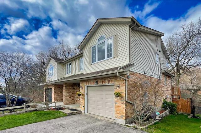 22 Westmeadow Drive, House semidetached with 3 bedrooms, 2 bathrooms and 5 parking in Kitchener ON | Image 12