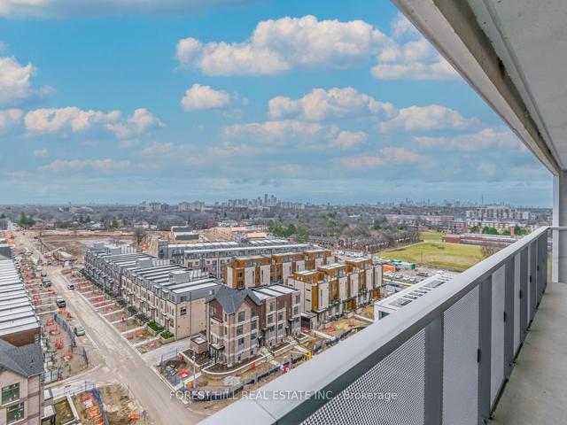 1316 - 120 Varna Dr, Condo with 2 bedrooms, 2 bathrooms and 1 parking in Toronto ON | Image 5