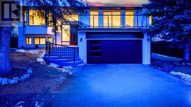 8131 13 Street Nw, House detached with 5 bedrooms, 3 bathrooms and 6 parking in Calgary AB | Image 1