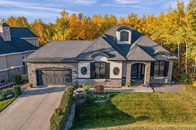 26 Wentwillow Lane Sw, House detached with 3 bedrooms, 2 bathrooms and 5 parking in Calgary AB | Image 2