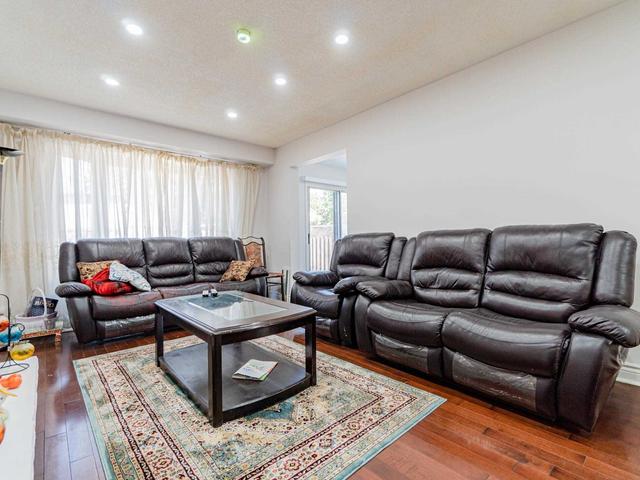 48 Natalie Crt, House detached with 4 bedrooms, 3 bathrooms and 6 parking in Brampton ON | Image 17