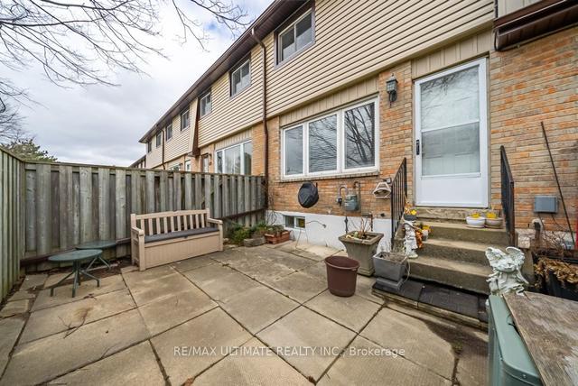 126 - 10 Angus Rd, Townhouse with 3 bedrooms, 3 bathrooms and 2 parking in Hamilton ON | Image 25