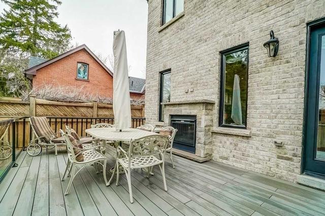 12 William St, House detached with 4 bedrooms, 5 bathrooms and 6 parking in Whitchurch Stouffville ON | Image 35