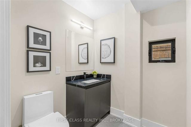 101 Glenrose Ave, House detached with 5 bedrooms, 6 bathrooms and 2 parking in Toronto ON | Image 37