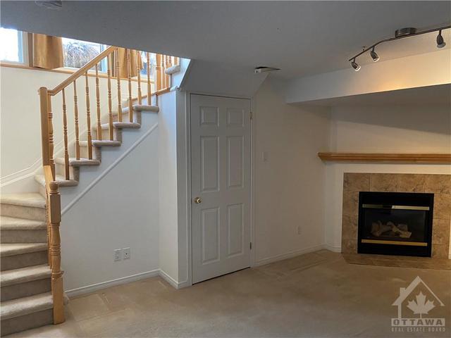 288 Goldridge Drive, Townhouse with 3 bedrooms, 3 bathrooms and 3 parking in Ottawa ON | Image 23