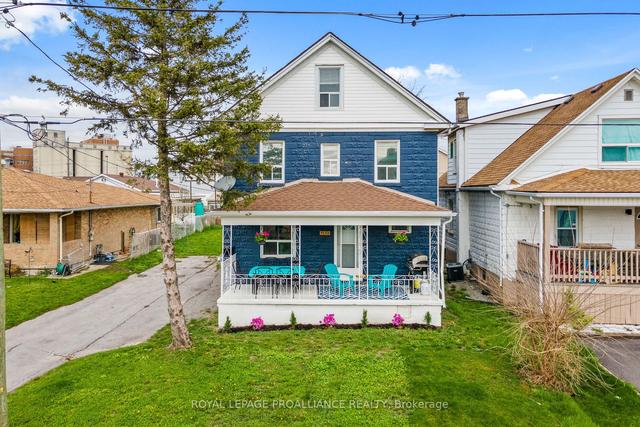 upper - 5654 Desson Ave, House detached with 3 bedrooms, 1 bathrooms and 2 parking in Niagara Falls ON | Image 1