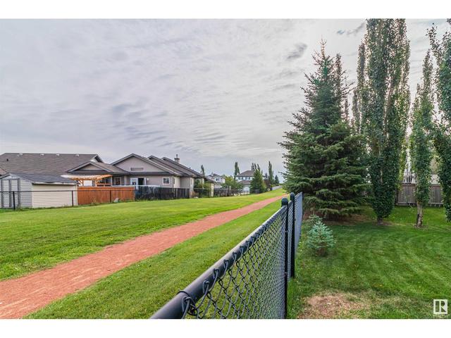 9412 105 Av, House detached with 4 bedrooms, 3 bathrooms and 4 parking in Morinville AB | Image 49