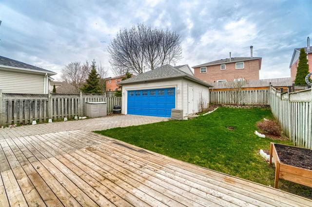 41 Bedell Cres, House detached with 3 bedrooms, 3 bathrooms and 4 parking in Oshawa ON | Image 27