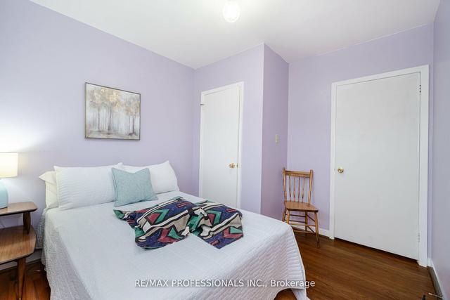 27 Honbury Rd, House detached with 3 bedrooms, 3 bathrooms and 3 parking in Toronto ON | Image 9