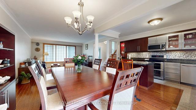 171 Pannahill Rd, House detached with 3 bedrooms, 2 bathrooms and 5 parking in Toronto ON | Image 3