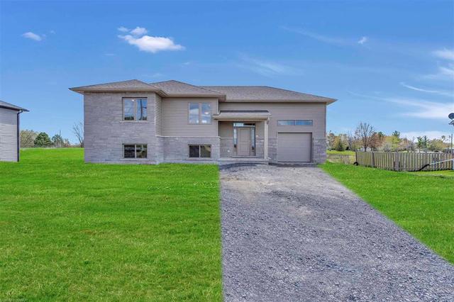 90 Shermans Point Road, House detached with 3 bedrooms, 2 bathrooms and 2 parking in Greater Napanee ON | Image 2