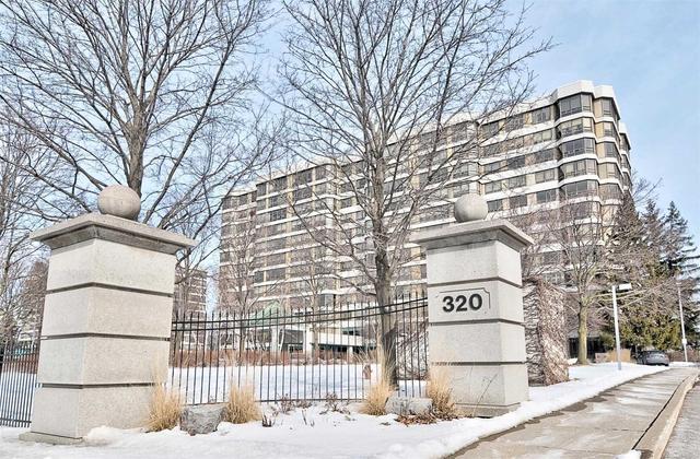 1004 - 320 Mill St S, Condo with 2 bedrooms, 2 bathrooms and 1 parking in Brampton ON | Image 1