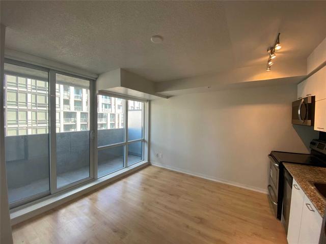 1107 - 20 Joe Shuster Way, Condo with 1 bedrooms, 1 bathrooms and 0 parking in Toronto ON | Image 7