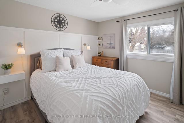 2308 Kawartha Heights Blvd, House detached with 3 bedrooms, 2 bathrooms and 3 parking in Peterborough ON | Image 9