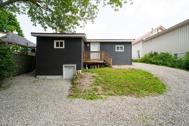 303 Moffat St, House detached with 3 bedrooms, 3 bathrooms and 6 parking in Orillia ON | Image 16