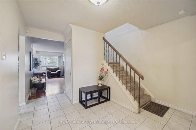 68 Newdawn Cres, House detached with 4 bedrooms, 3 bathrooms and 2 parking in Toronto ON | Image 19