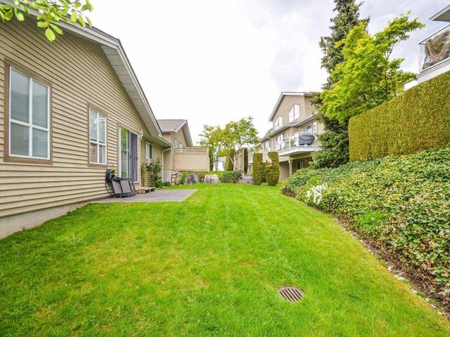 1146 O'flaherty Gate, House attached with 3 bedrooms, 2 bathrooms and null parking in Port Coquitlam BC | Image 32