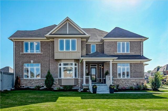 18 Watson Dr, House detached with 4 bedrooms, 3 bathrooms and 6 parking in Barrie ON | Image 1