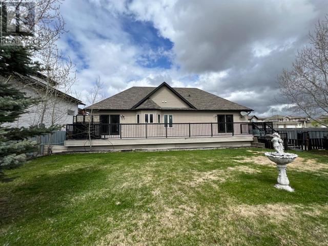 9201 Lakeshore Drive, House detached with 3 bedrooms, 3 bathrooms and 4 parking in Grande Prairie AB | Image 35