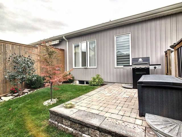 22 Blossom Common, Townhouse with 2 bedrooms, 2 bathrooms and 4 parking in St. Catharines ON | Image 11